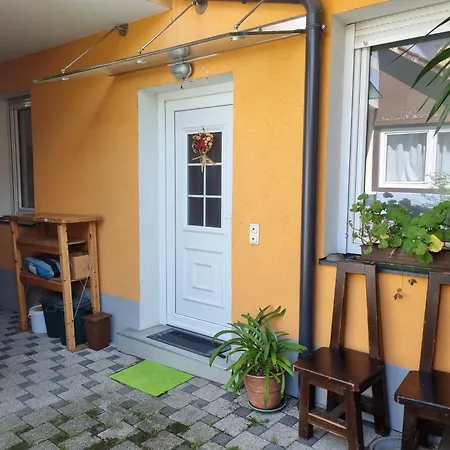 Studio Im Bezirk Lend Graz Exterior foto